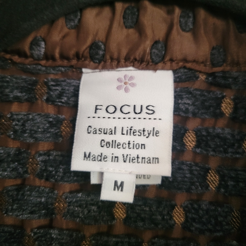 Focus Quilted Jacket - Picture 6 of 6